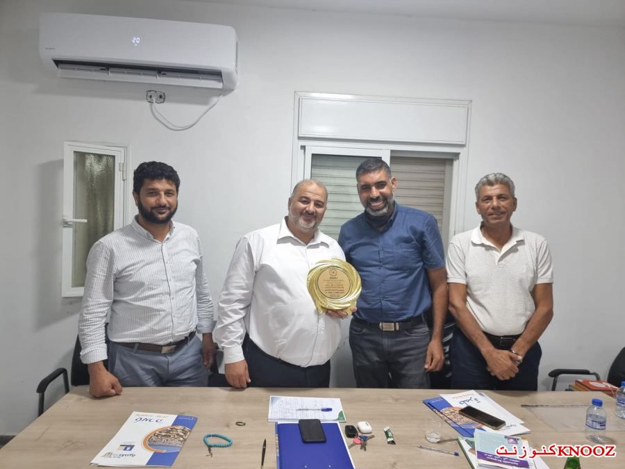 عباس يلتقي بالعديد من الجمعيات ومراكز الأبحاث والأطر الشبابية والطلابية والتطوعية